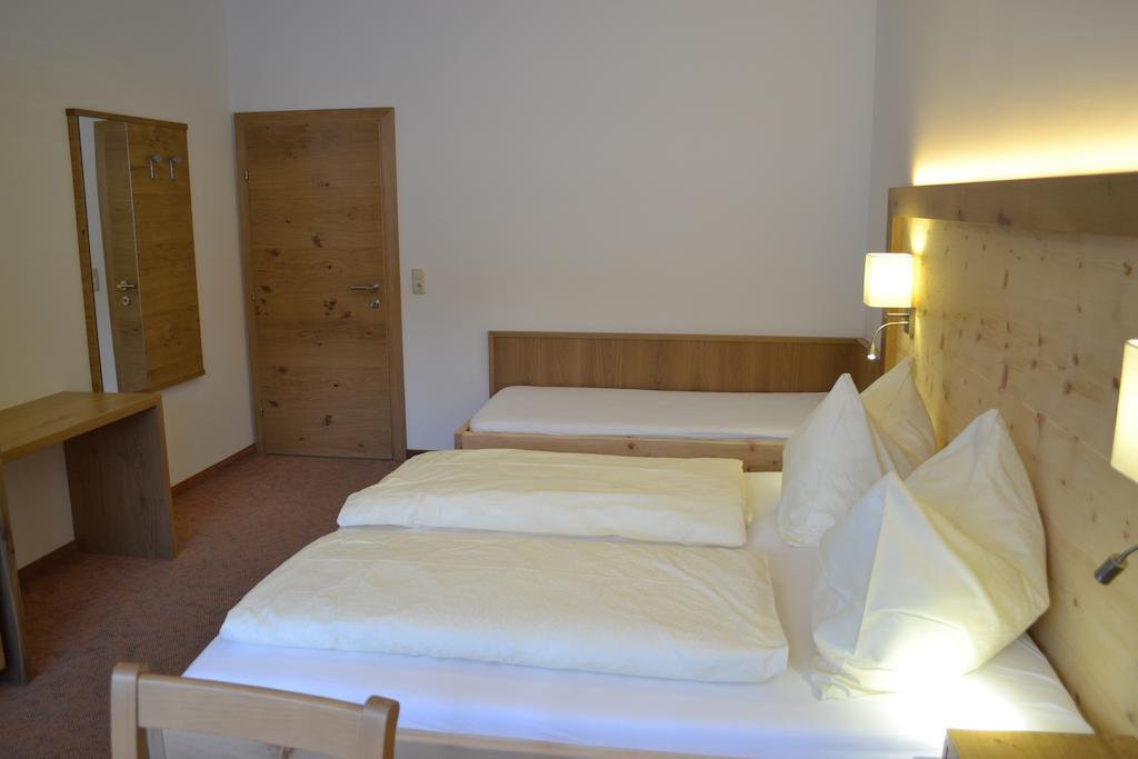 Hotel Haus Kathrin à Werfenweng Chambre photo